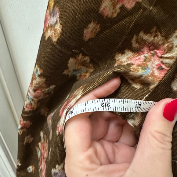 Tuckernuck Hazel Bouquet Corduroy Clifton V-neckline Mini Dress brown Medium - Picture 4 of 10